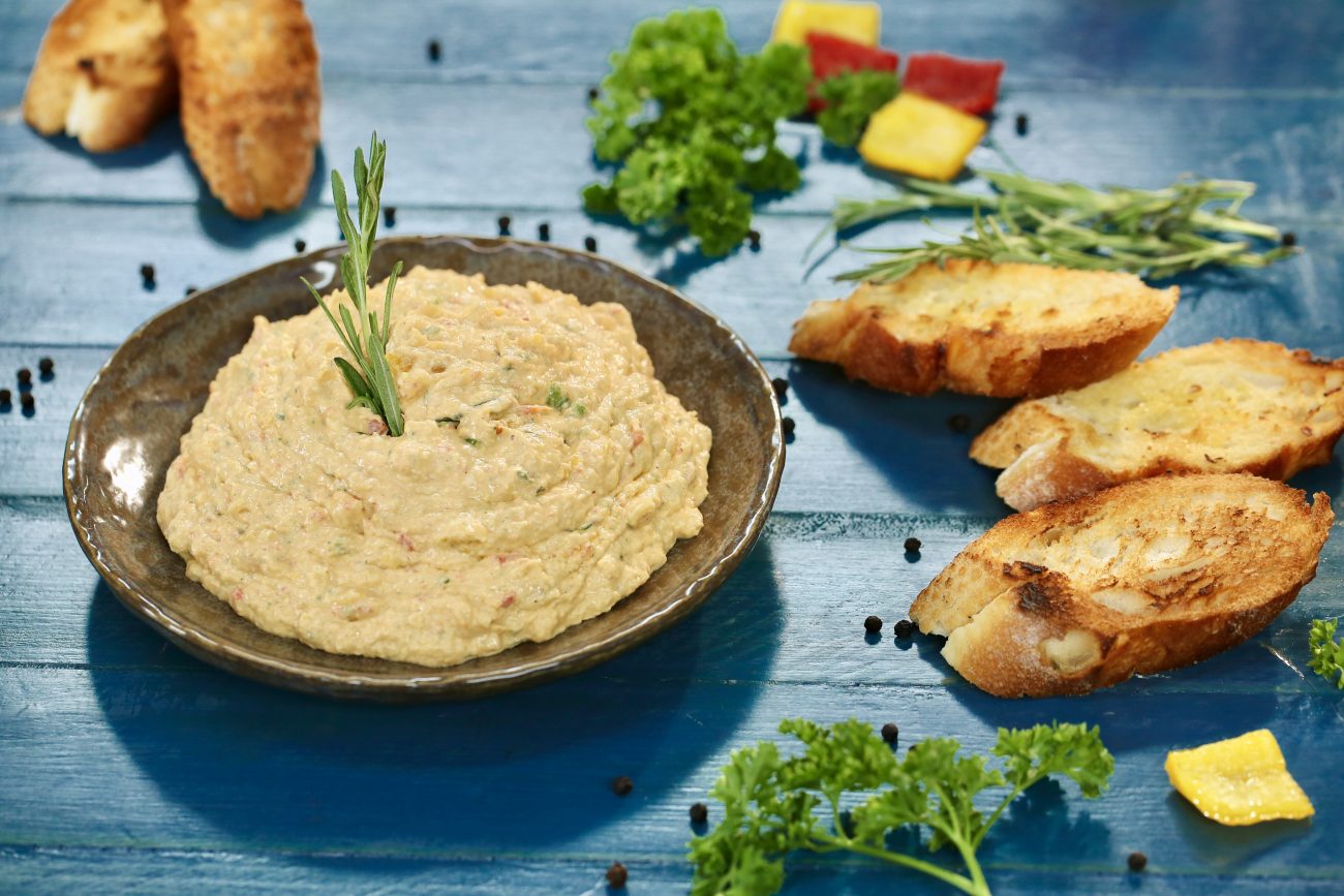 Chicken Dip with Crusty Bread