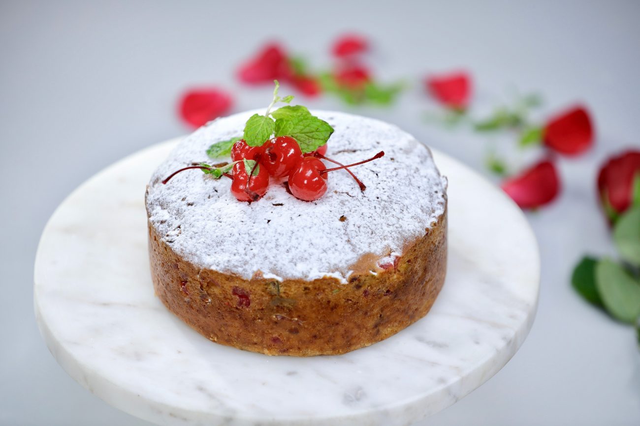 Eggless Tutti Frutti Cake