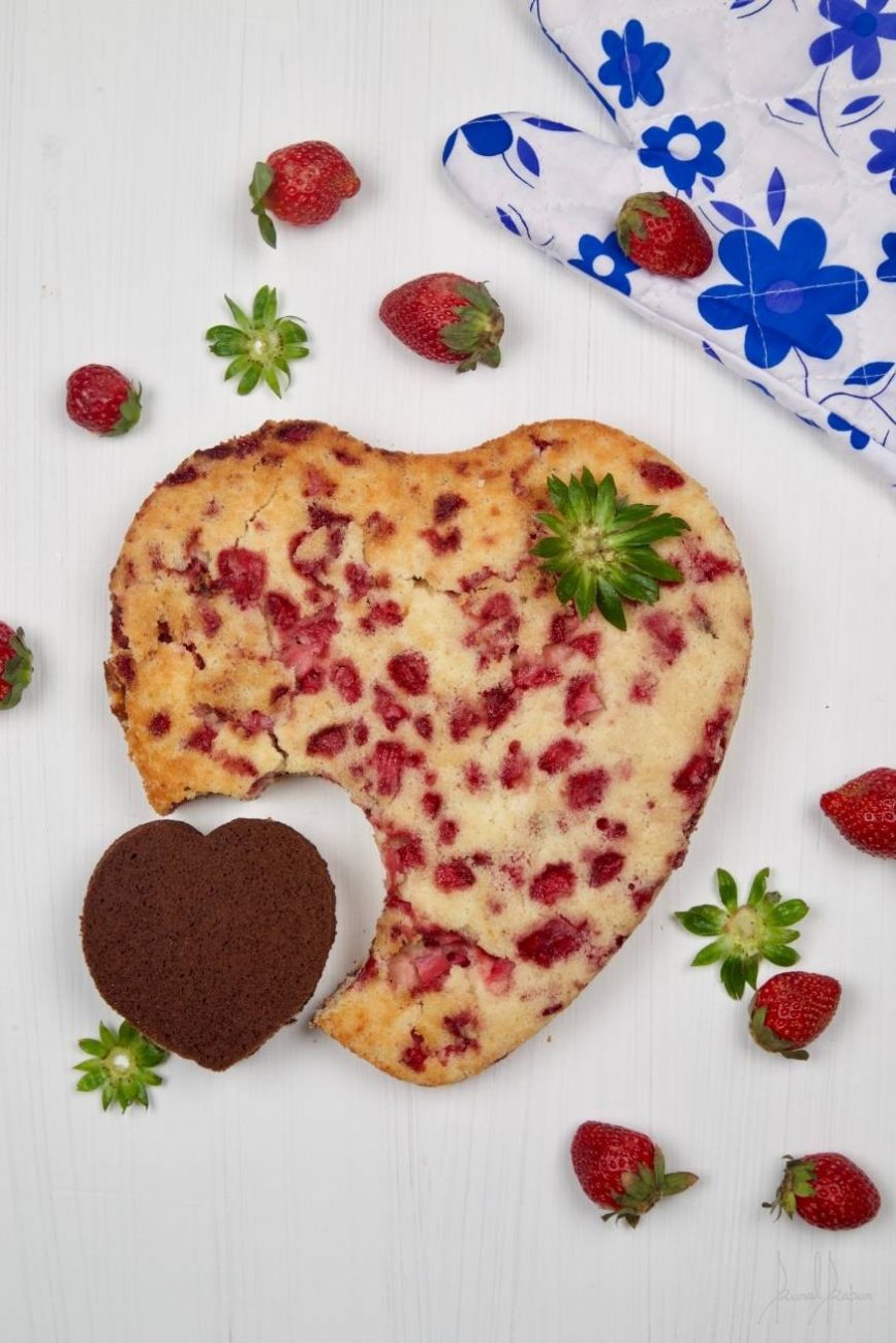 Strawberry Cake