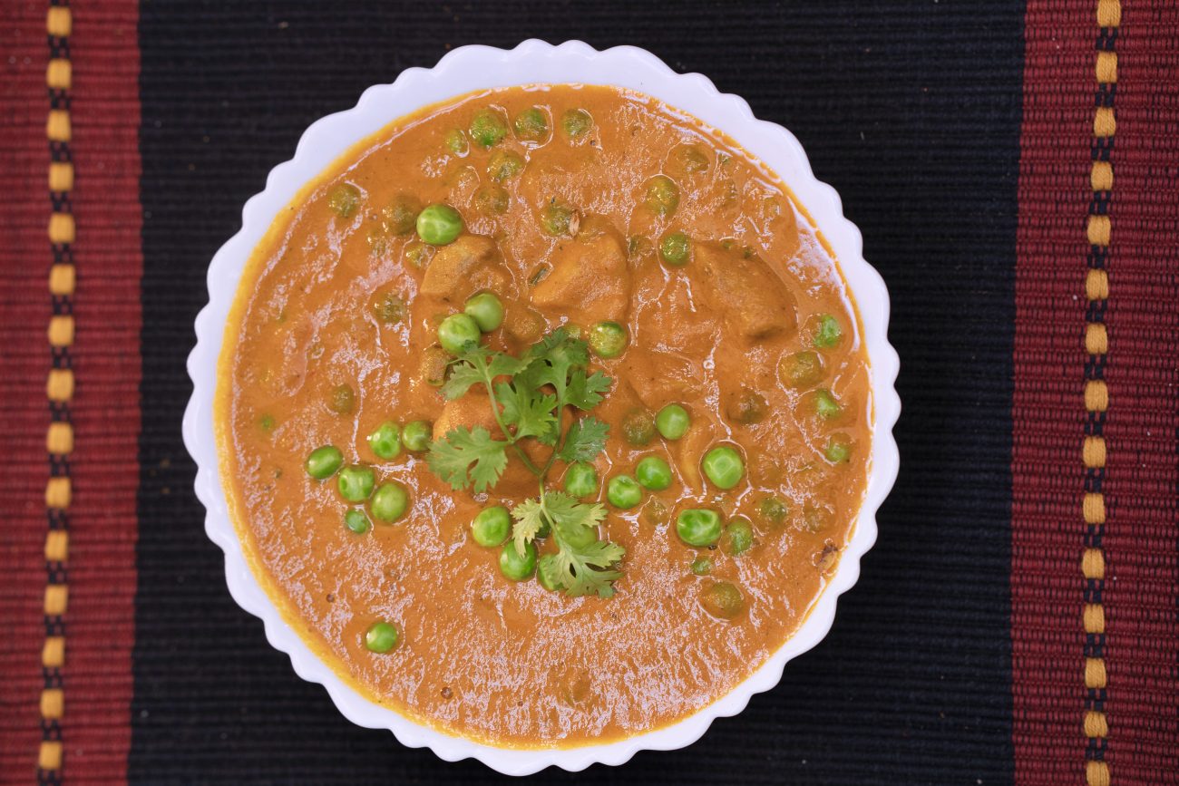 Matar Mushroom Ki Sabji Banane Ki Recipe