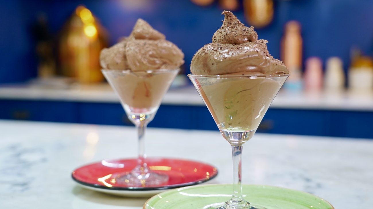 No Bake Chocolate Mousse and Lemon Curd Cake