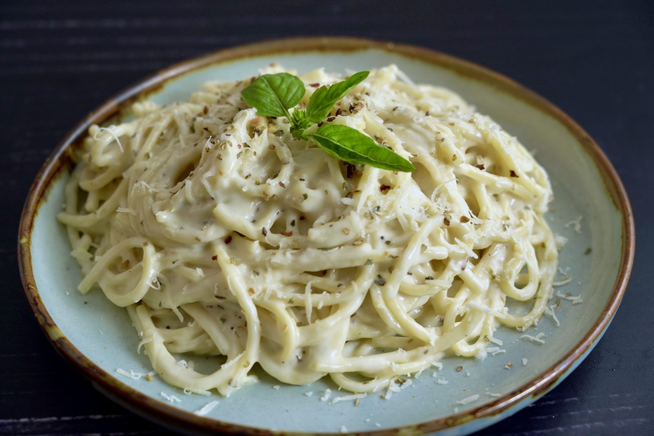 Spaghetti in Cheese Sauce