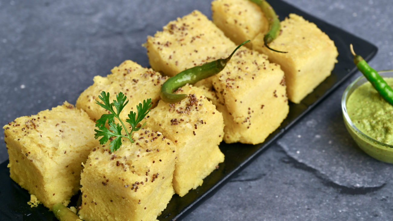 Dhokla Recipe | Gujarati Khaman Dhokla