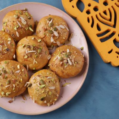 Mewe Mawe Ki Kachori