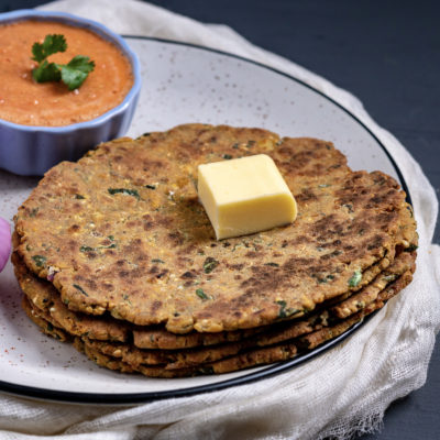 methi bajra paratha