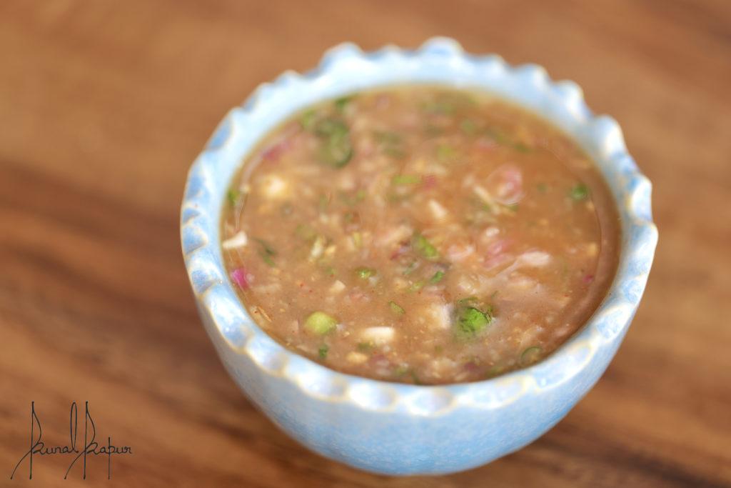 Jhakas Chutney (onion tamarind chutney)