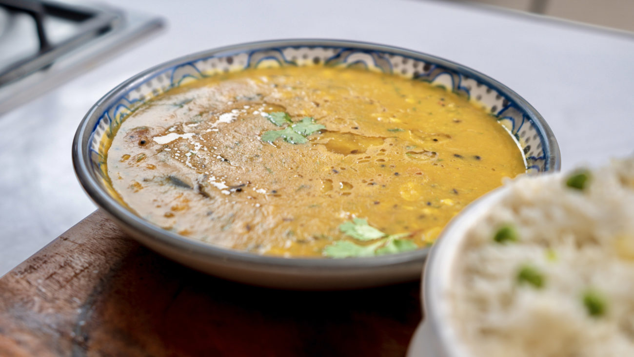 Gujarati Dal Tadka | Khatti Meethi Dal