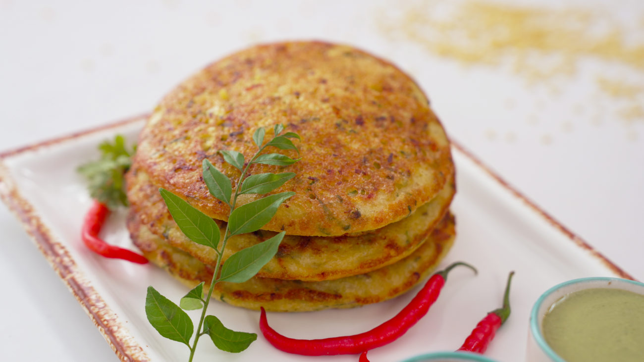 Hi-Protein Moonglet | Healthy Nashta Recipe using Moong Dal