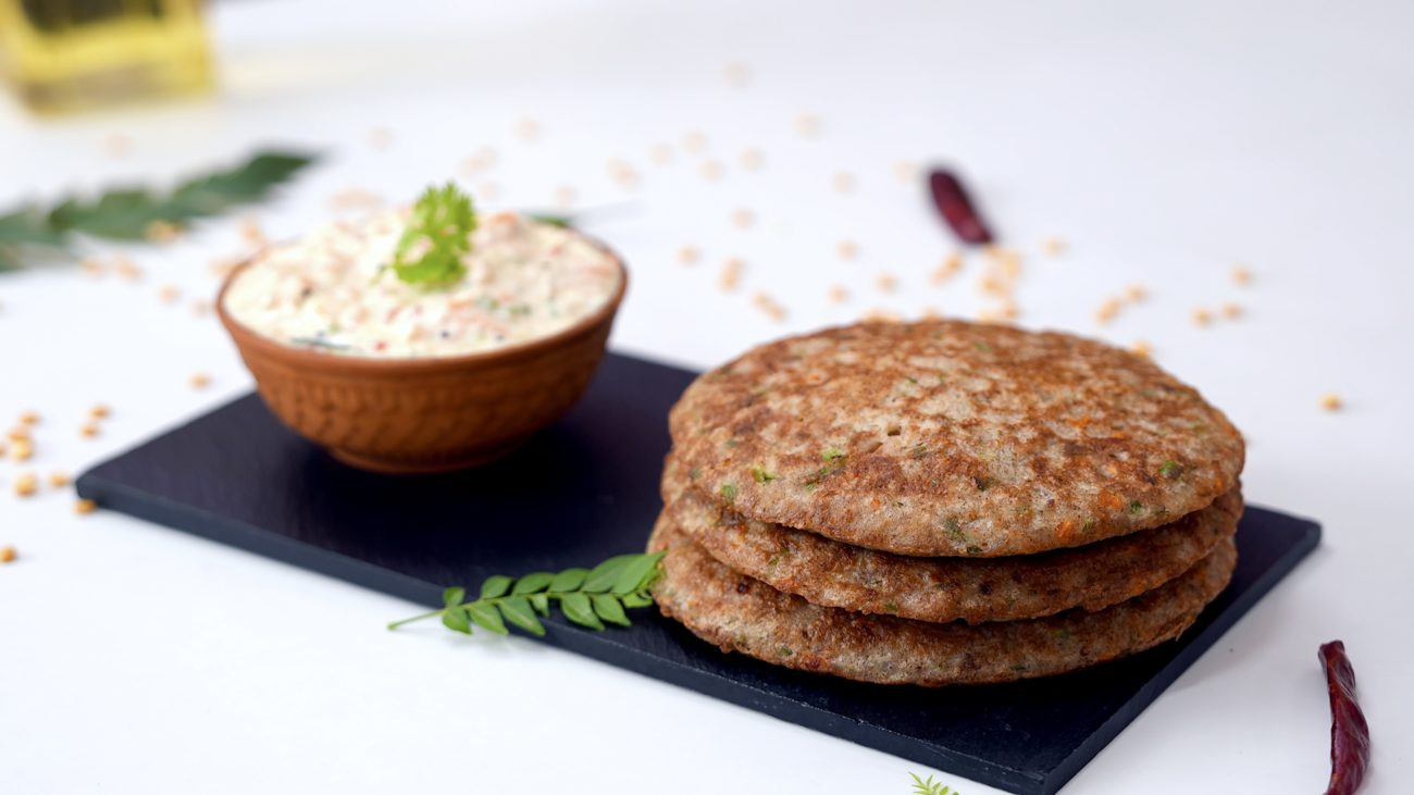 Millet & Urad Dal Nashta | Quick Veggie Dip | Dal Ka Chilla