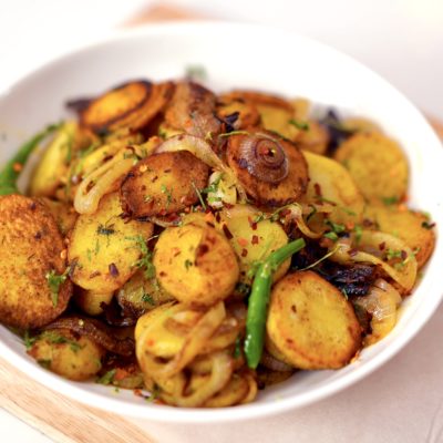 Masaledar Aloo Ki Sukhi Sabji