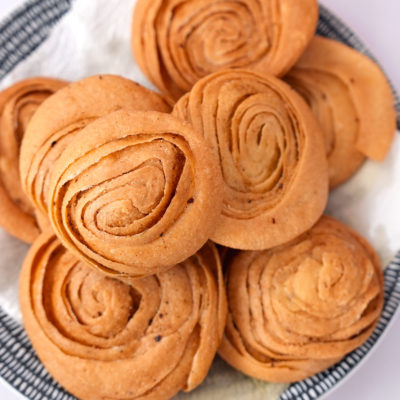 Masala Mathri Varki Puri 