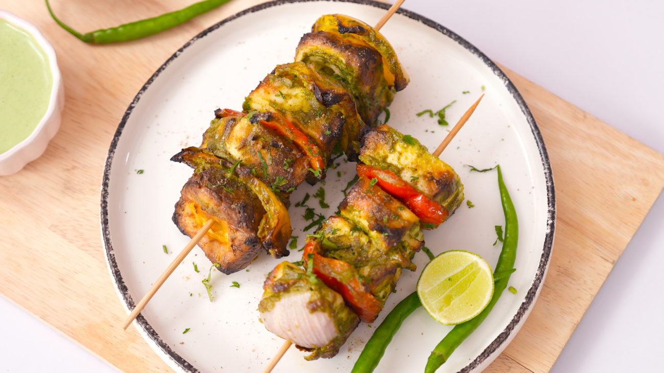 Afghani Paneer Tikka | Tandoori Paneer Sashlik