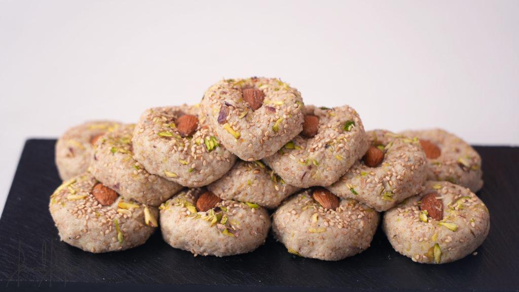 Til Mawa Laddu