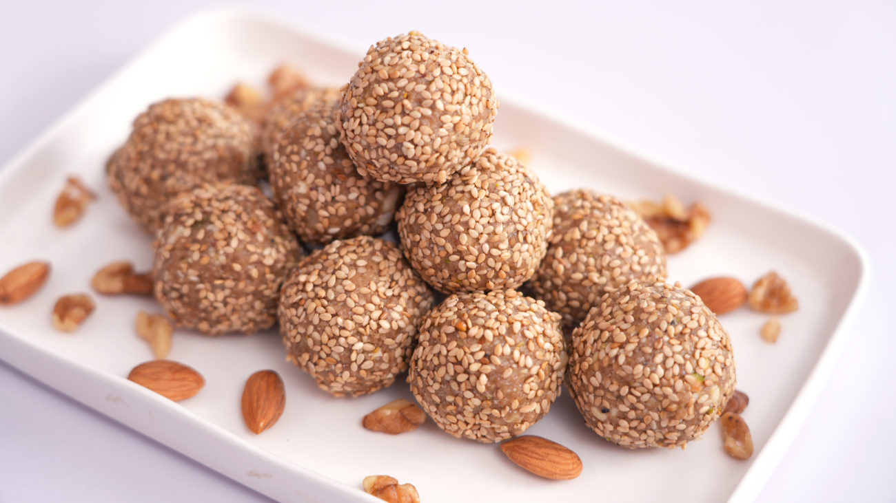 Til Gur Dry Fruit Ladoo | Quick Laddu Recipe