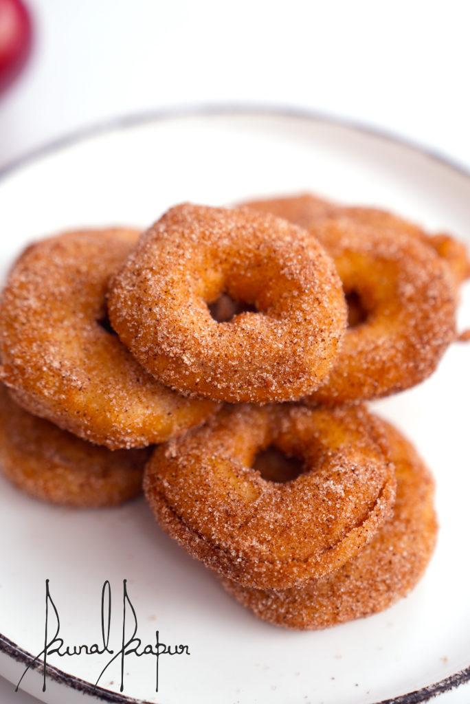apple cinnamon donut