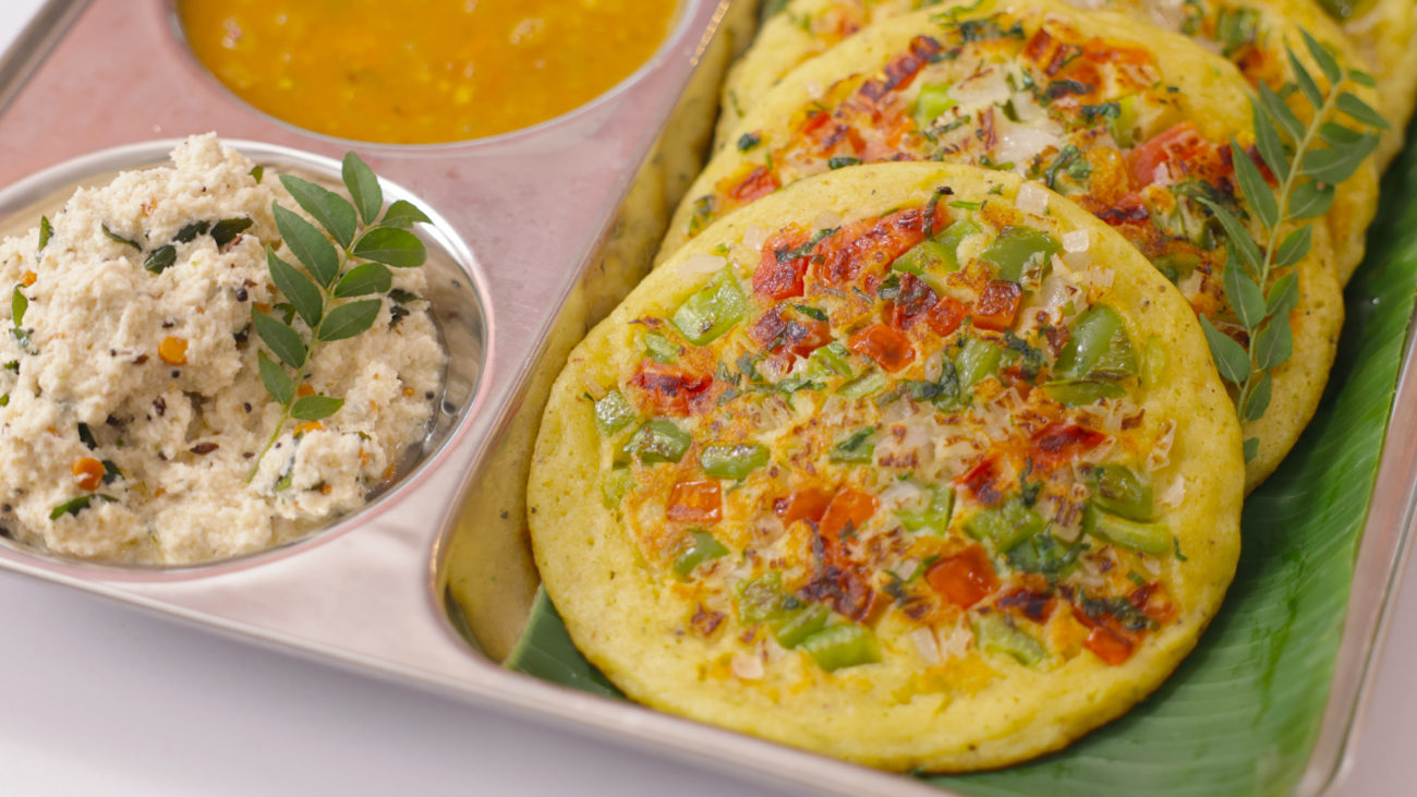 Moong Dal Uttapam, Coconut Chutney