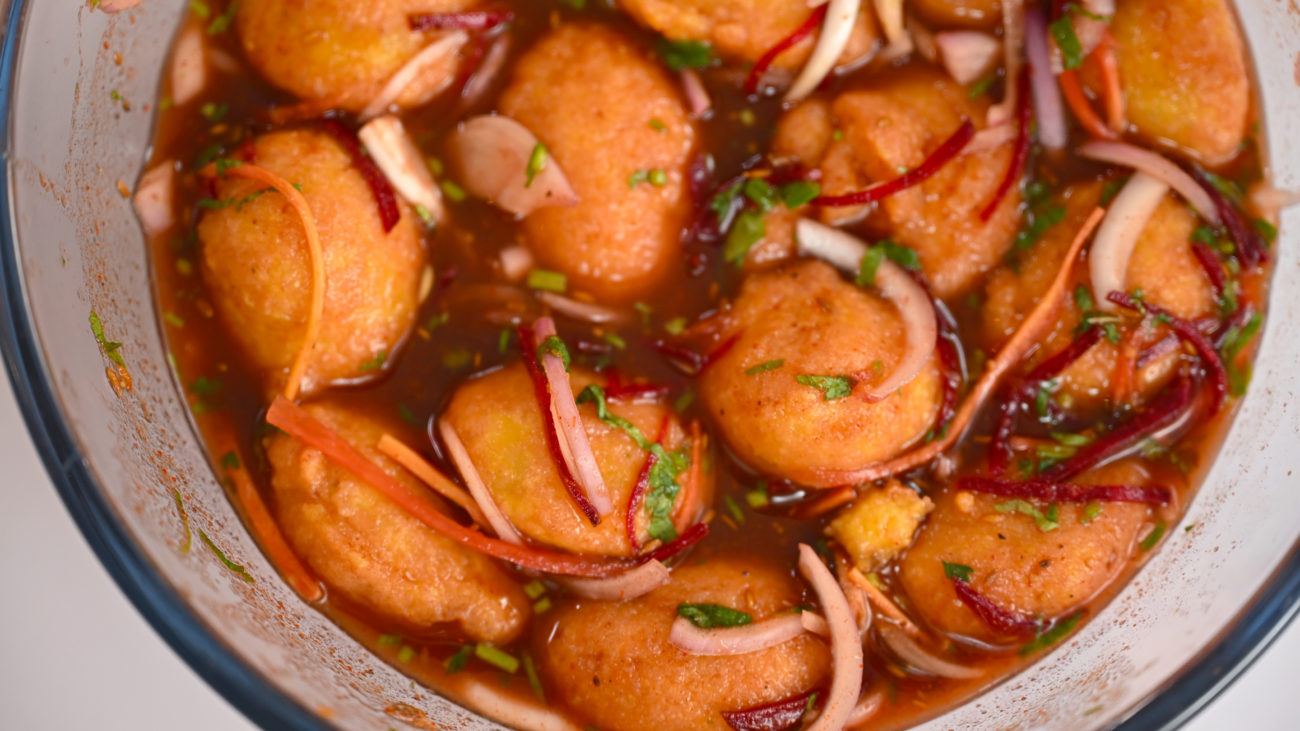 Amritsari Khatte Ladoo Ki Chaat